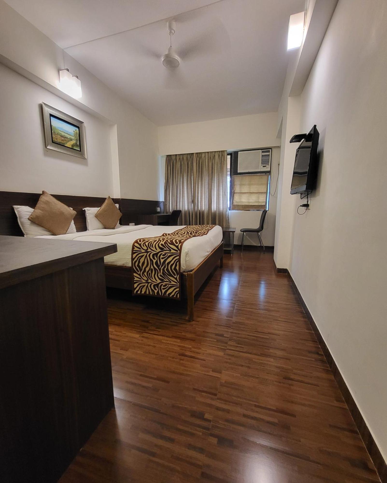 Hotel Maharana Inn Chembur Bombaj Zewnętrze zdjęcie